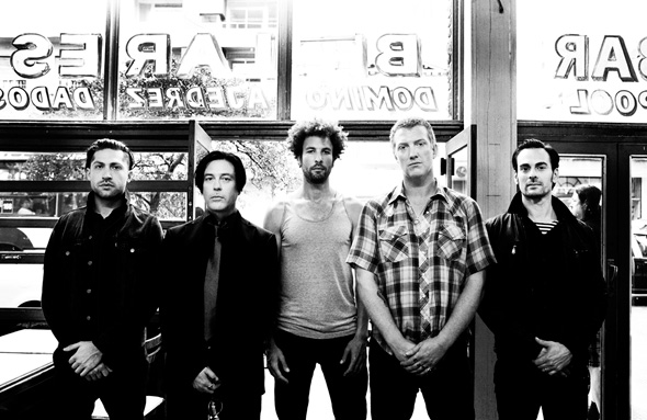 Queens of the Stone Age objavili novi spot