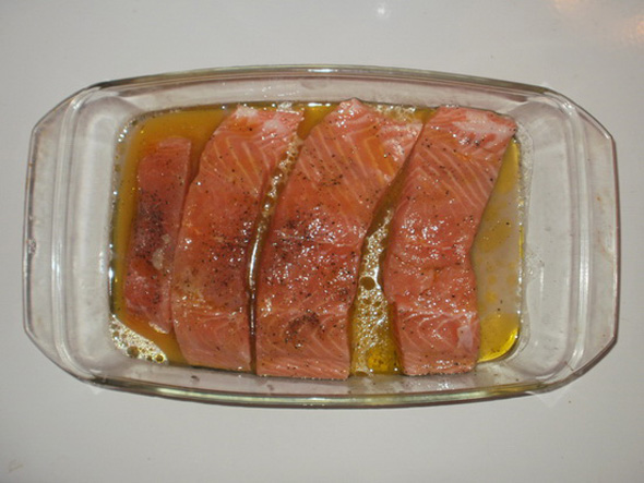 Norveški losos sa povrćem u rerni