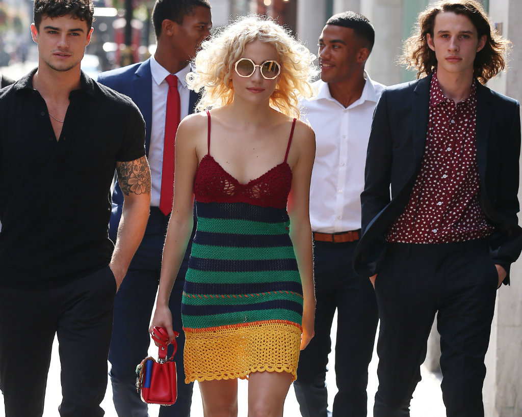 Pixie Lott nosi model Hilfiger kolekcije