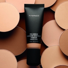 Vodootporni Pro Longwear puder