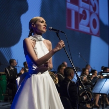 Jelena Gavrilovic otvorila FEST legendarnim numerama