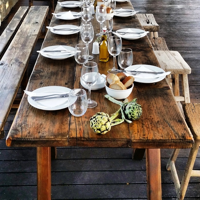 1406524695559_vanja__fashion_and_style_blog__san_giorgio_hotel_mykonos_dinner_area.jpg
